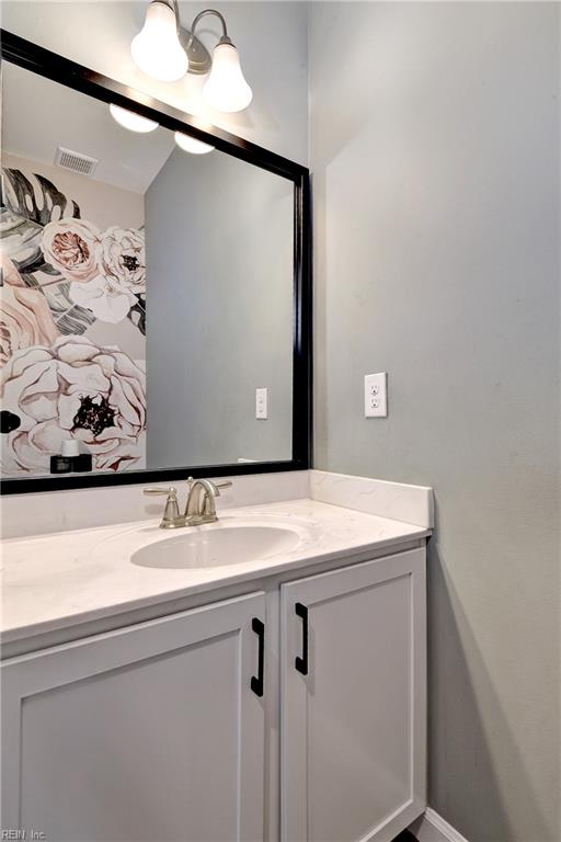 5441 Center St Property Photo 18