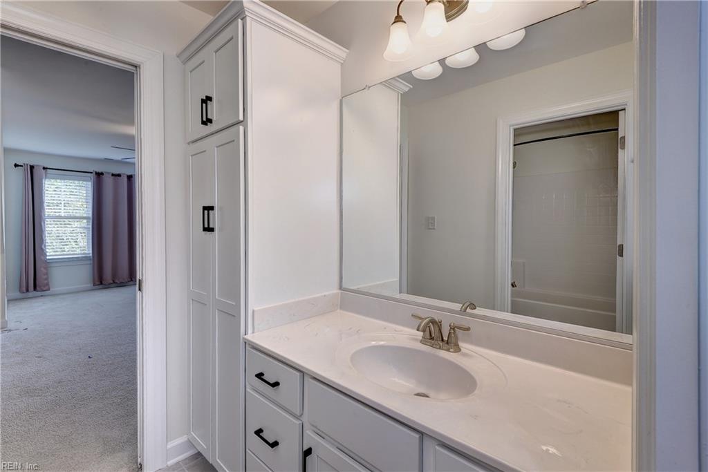 5441 Center St Property Photo 21