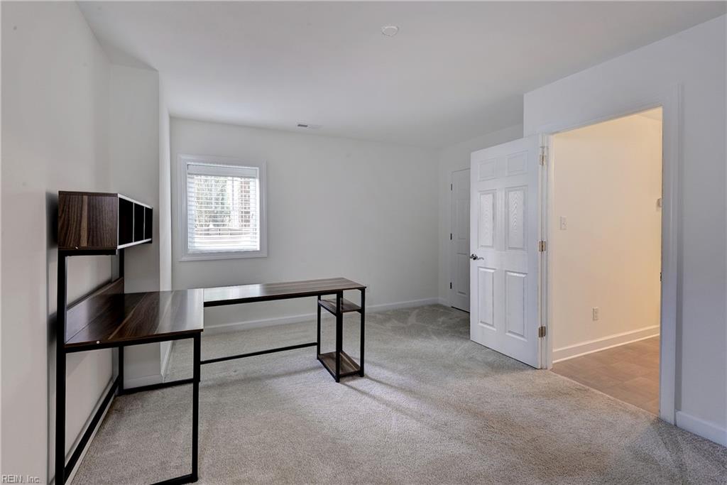 5441 Center St Property Photo 23