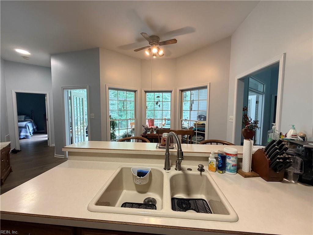 10656 Shelby Ln Property Photo 11