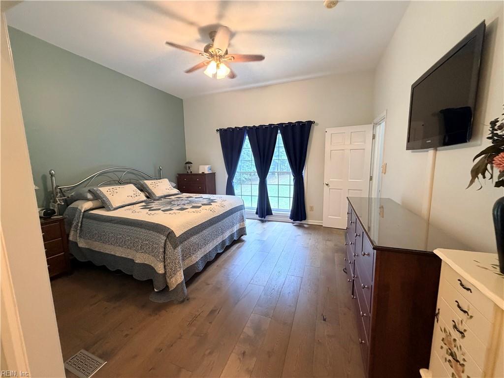 10656 Shelby Ln Property Photo 17