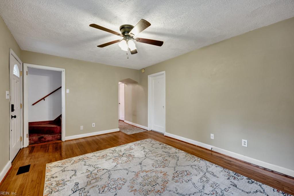 1712 Tarrall Ave Property Photo 5