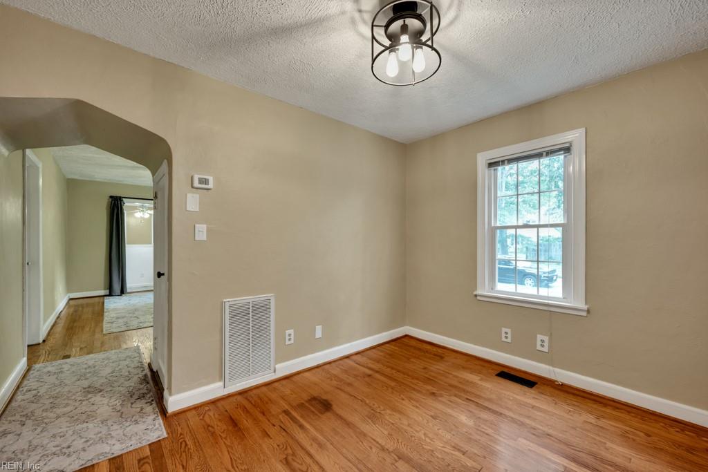 1712 Tarrall Ave Property Photo 6