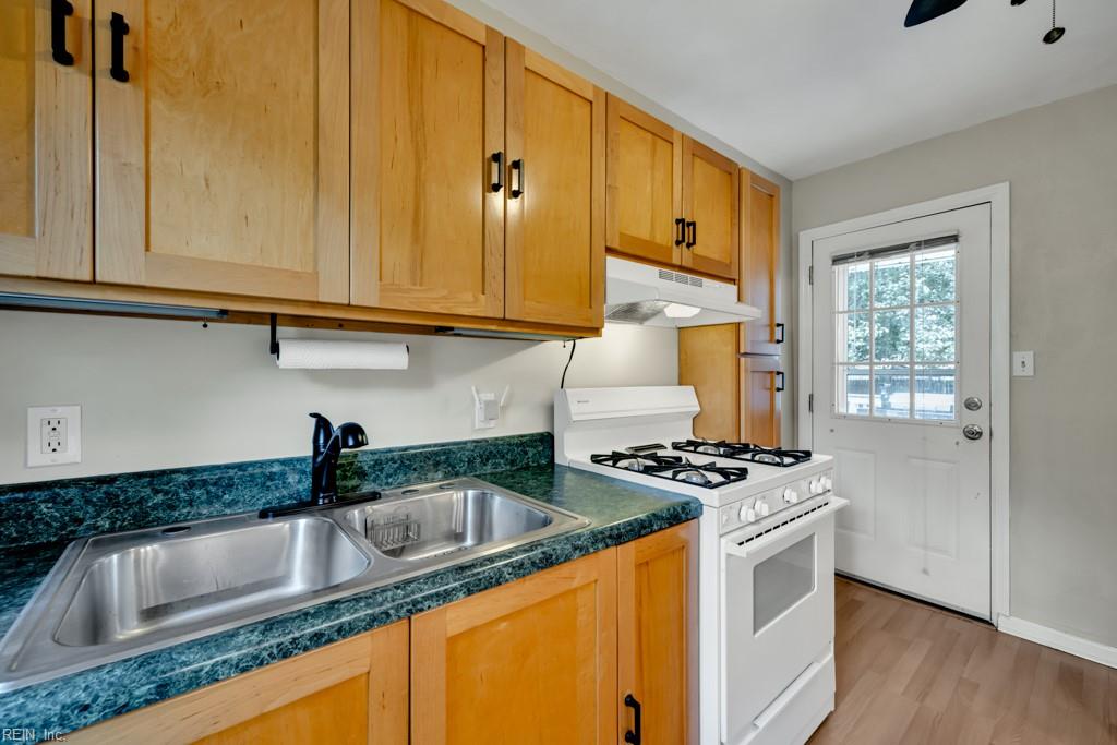 1712 Tarrall Ave Property Photo 10