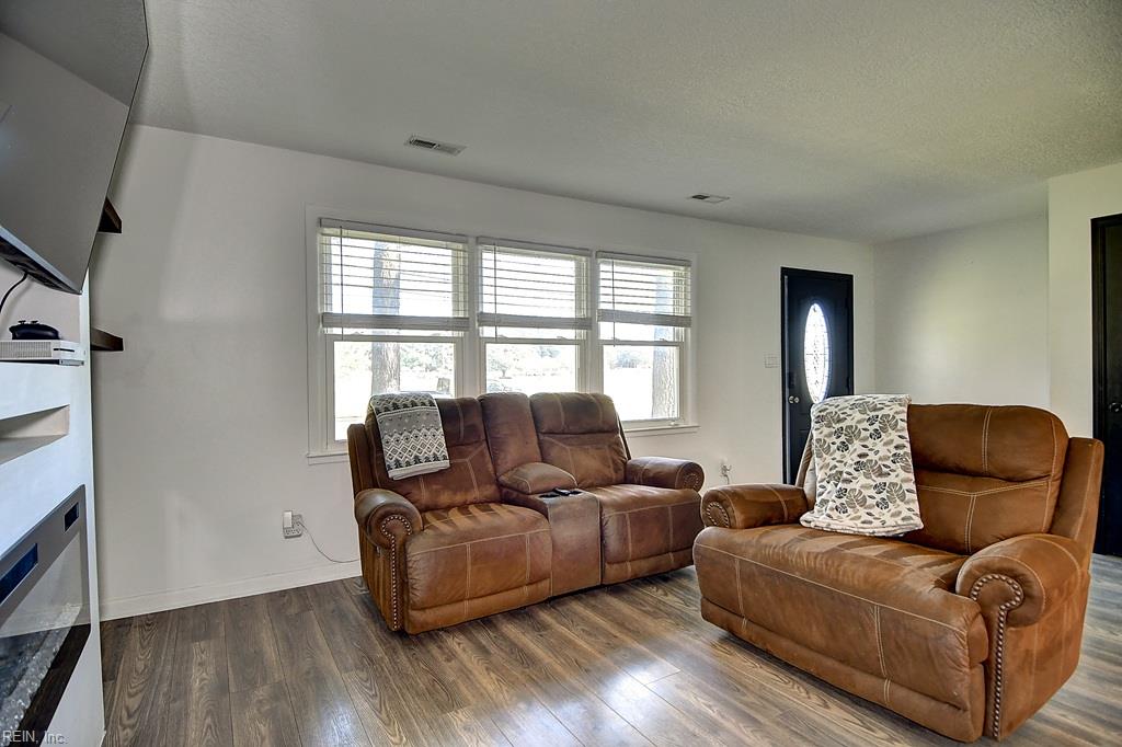 4060 River Shore Rd Property Photo 6