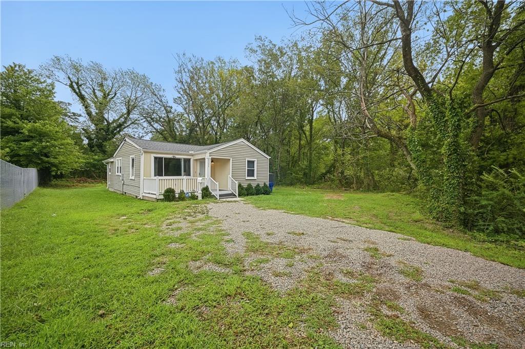 3132 Kirkland Ave Property Photo 2