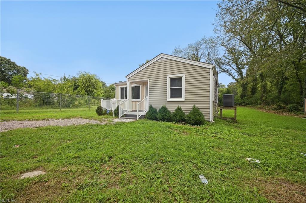 3132 Kirkland Ave Property Photo 6