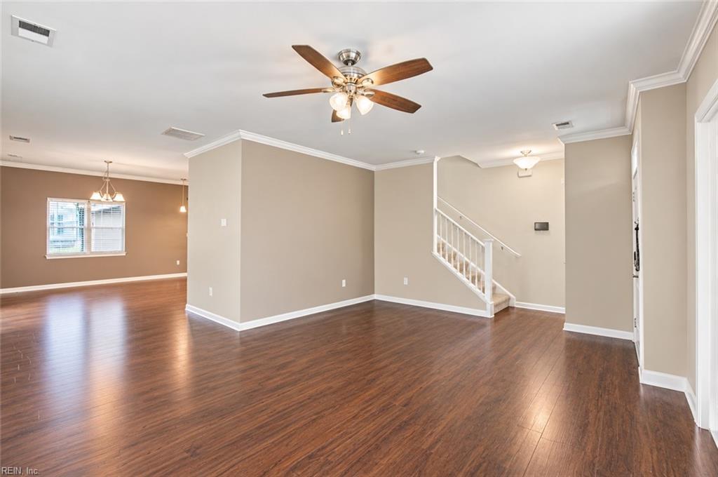 4512 Turnworth Arch Property Photo 1