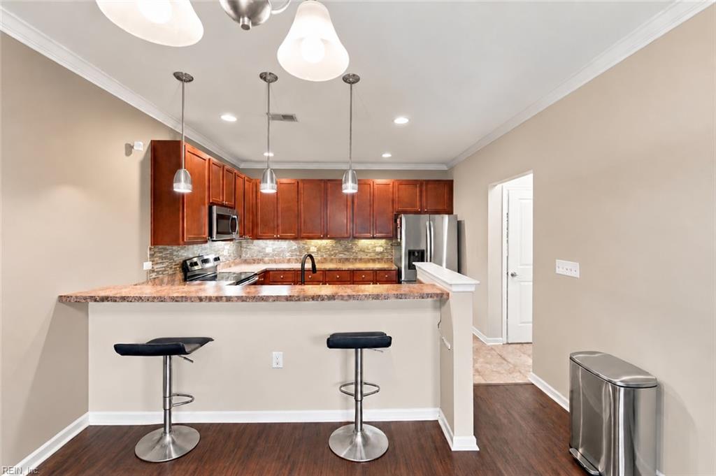 4512 Turnworth Arch Property Photo 15