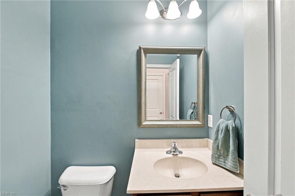 4512 Turnworth Arch Property Photo 26