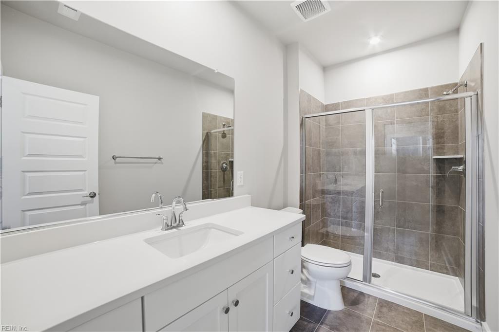 1310 Wharf Hill Dr Property Photo 4