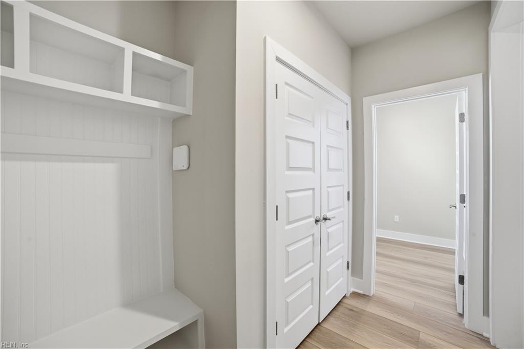 1310 Wharf Hill Dr Property Photo 8