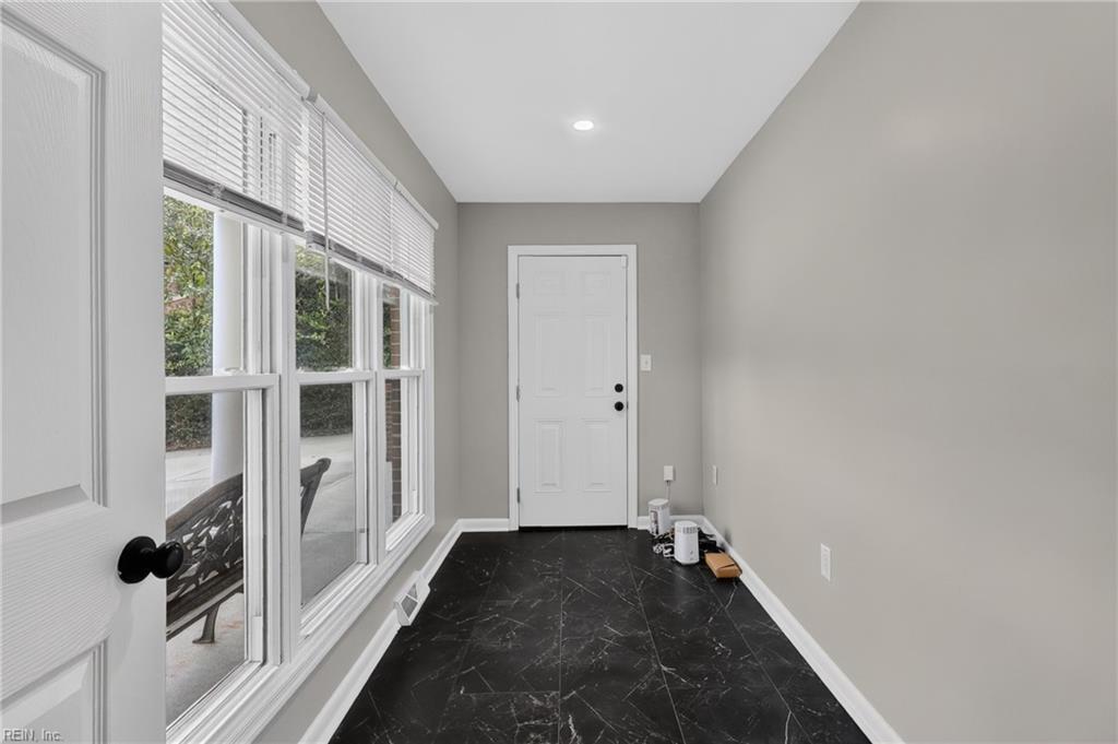 6 Tuckahoe Dr Property Photo 23