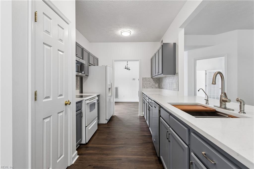 125 Brightwood Ter Property Photo 1