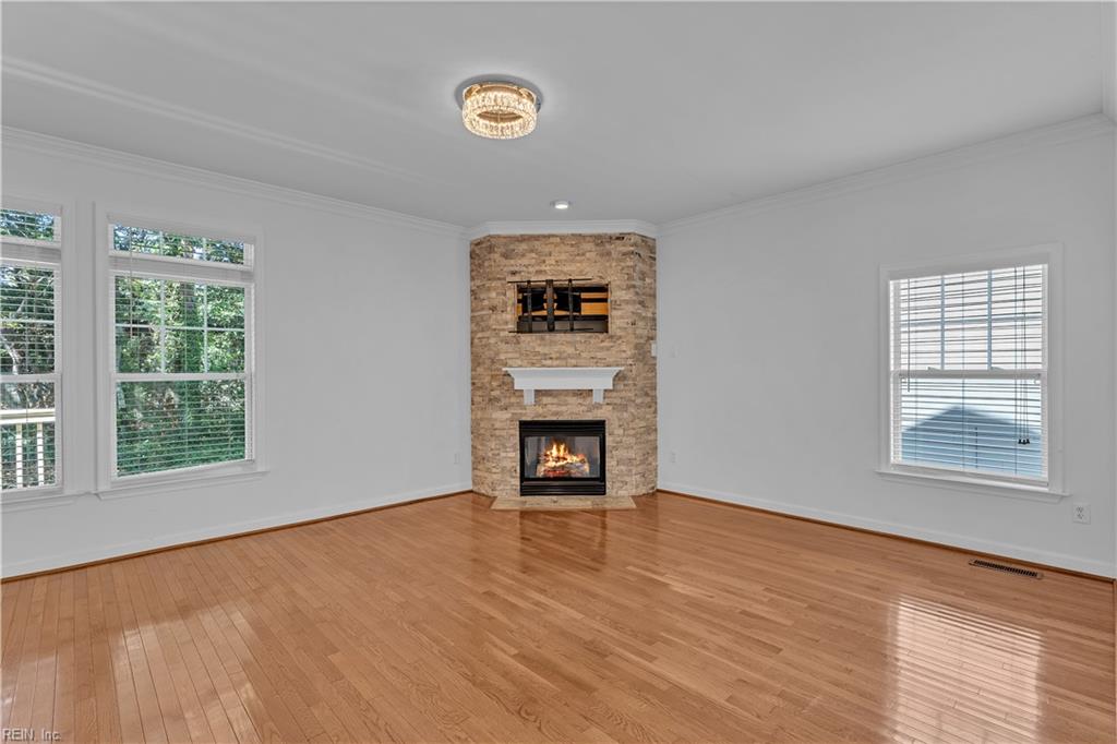 949 Oakland Ave Property Photo 10