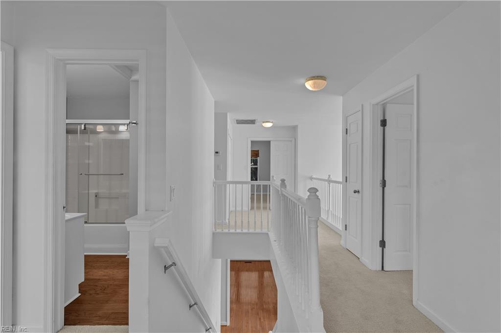 949 Oakland Ave Property Photo 16