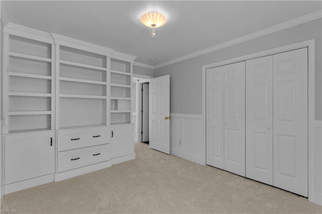 949 Oakland Ave Property Photo 27