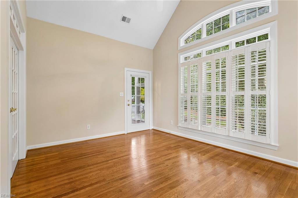 205 Royal Dublin Property Photo 14