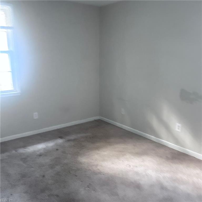 7 White Oak Trl Property Photo 4