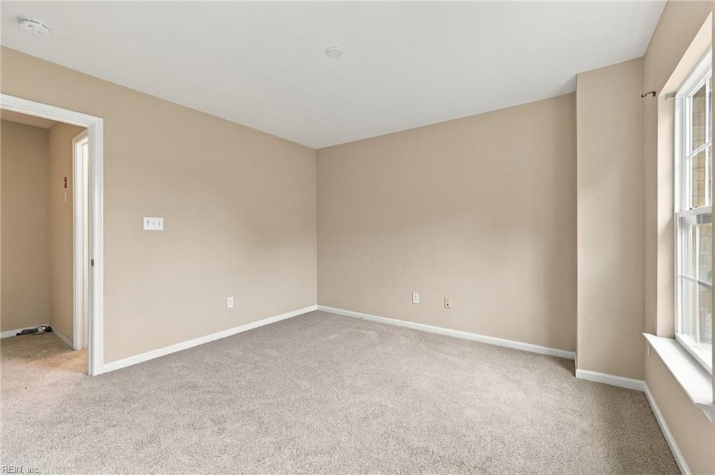 3138 Greenwood Dr Property Photo 20