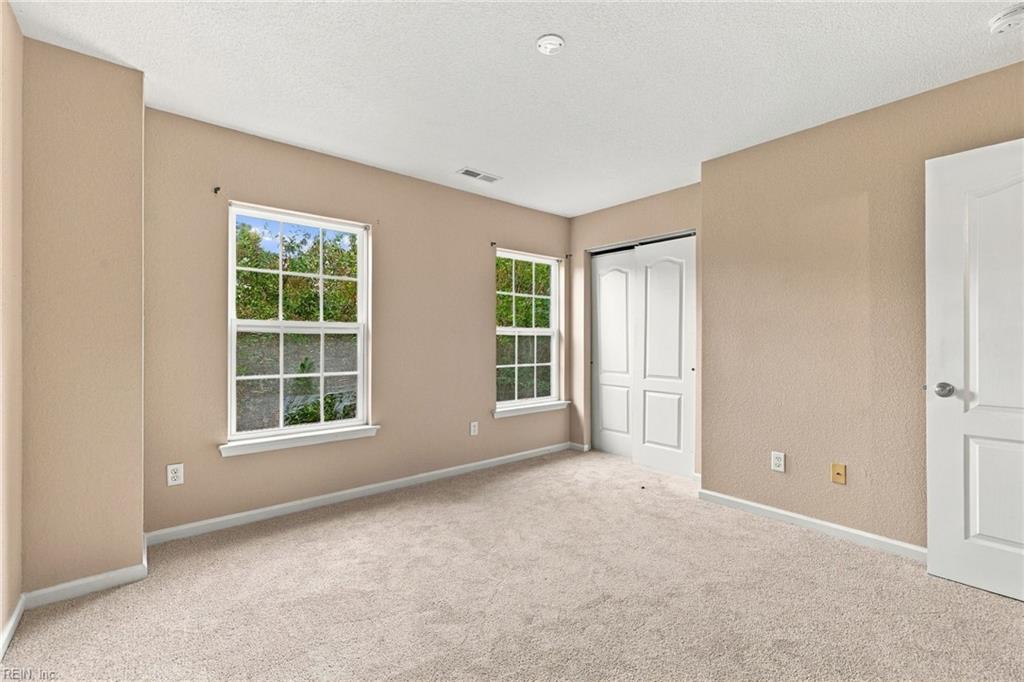 3138 Greenwood Dr Property Photo 22