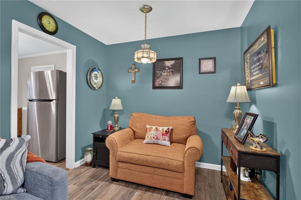 8 Julia Ter Property Photo 7