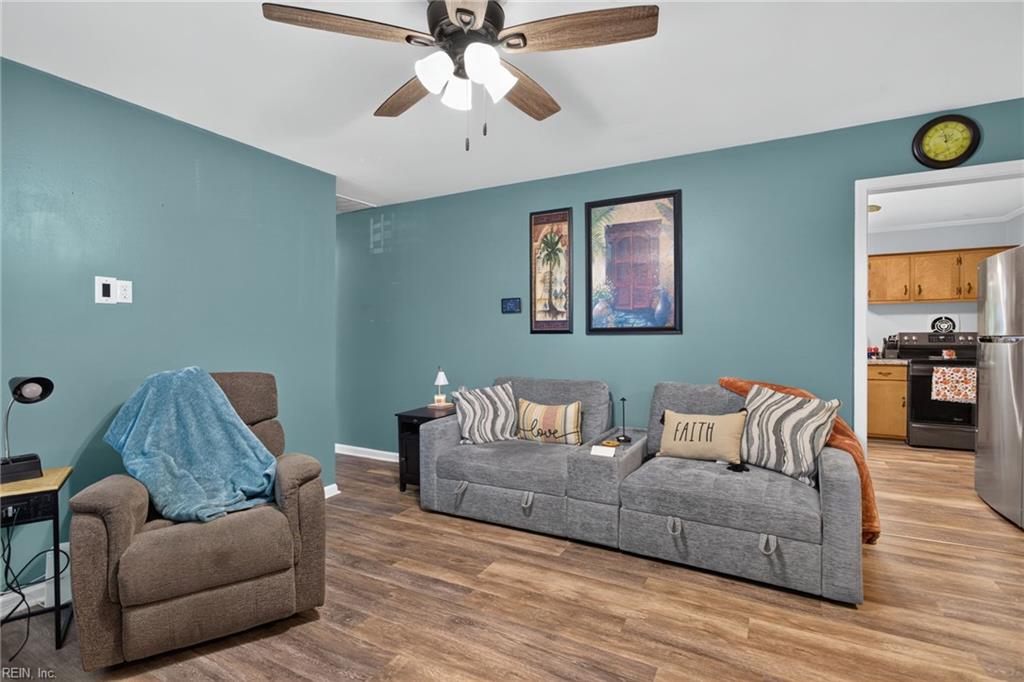 8 Julia Ter Property Photo 8