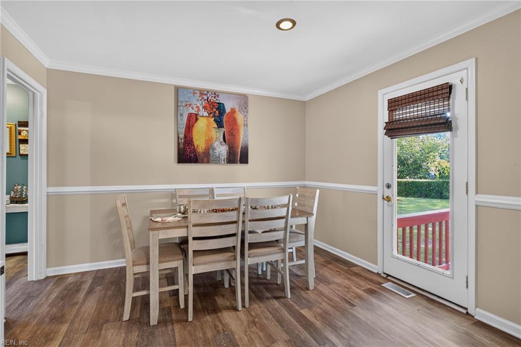8 Julia Ter Property Photo 13