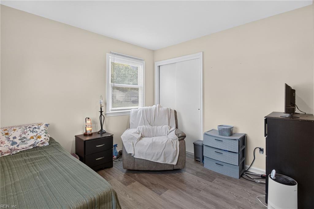 8 Julia Ter Property Photo 20