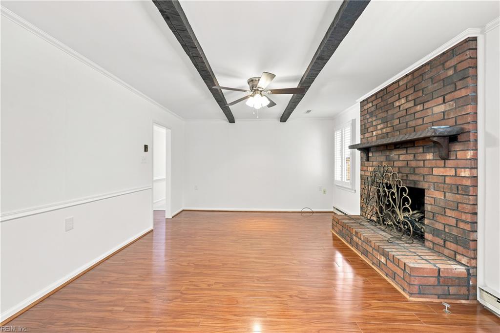 50 Willow Rd Property Photo 7