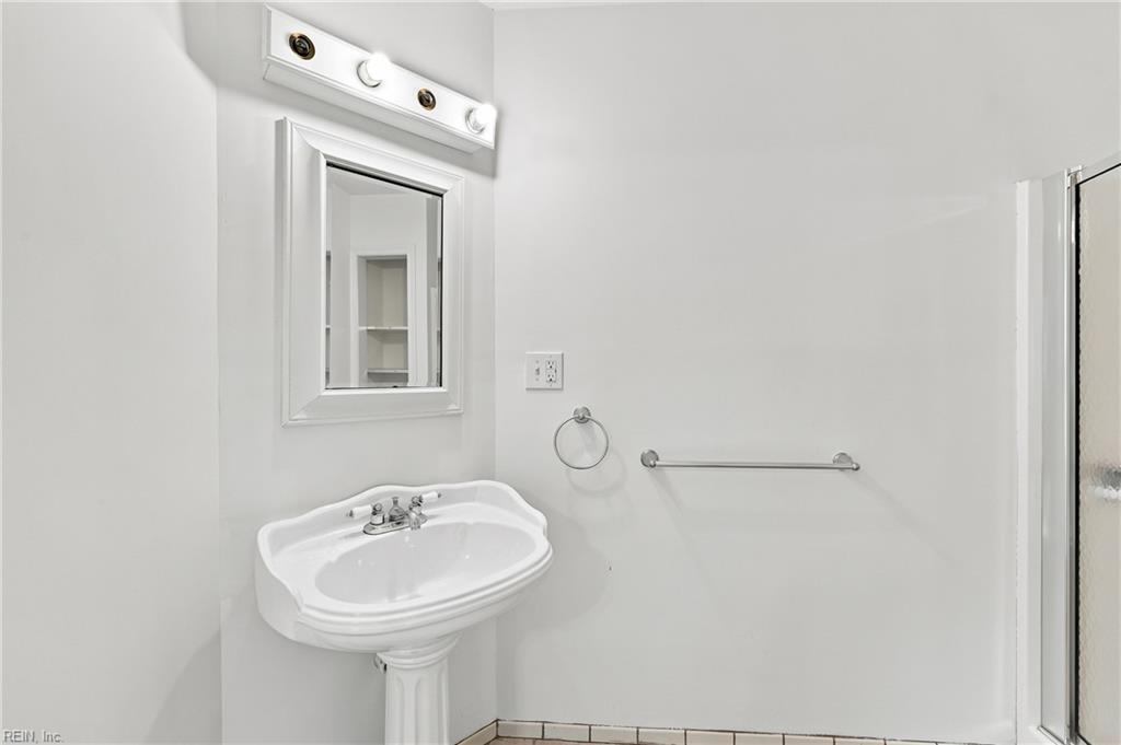 50 Willow Rd Property Photo 26