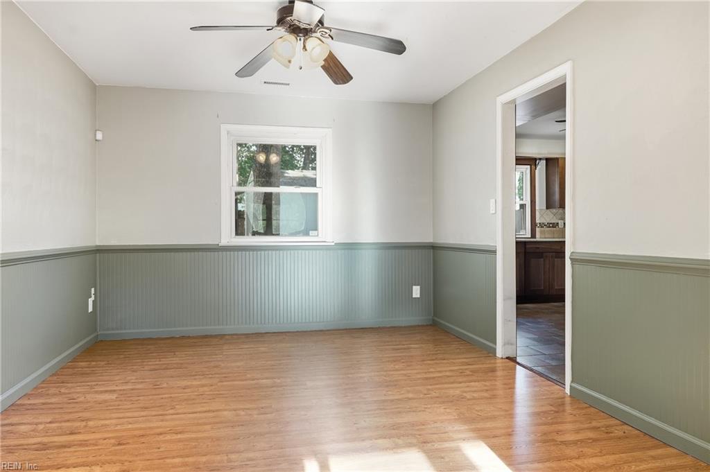 4865 Halwell Dr Property Photo 8