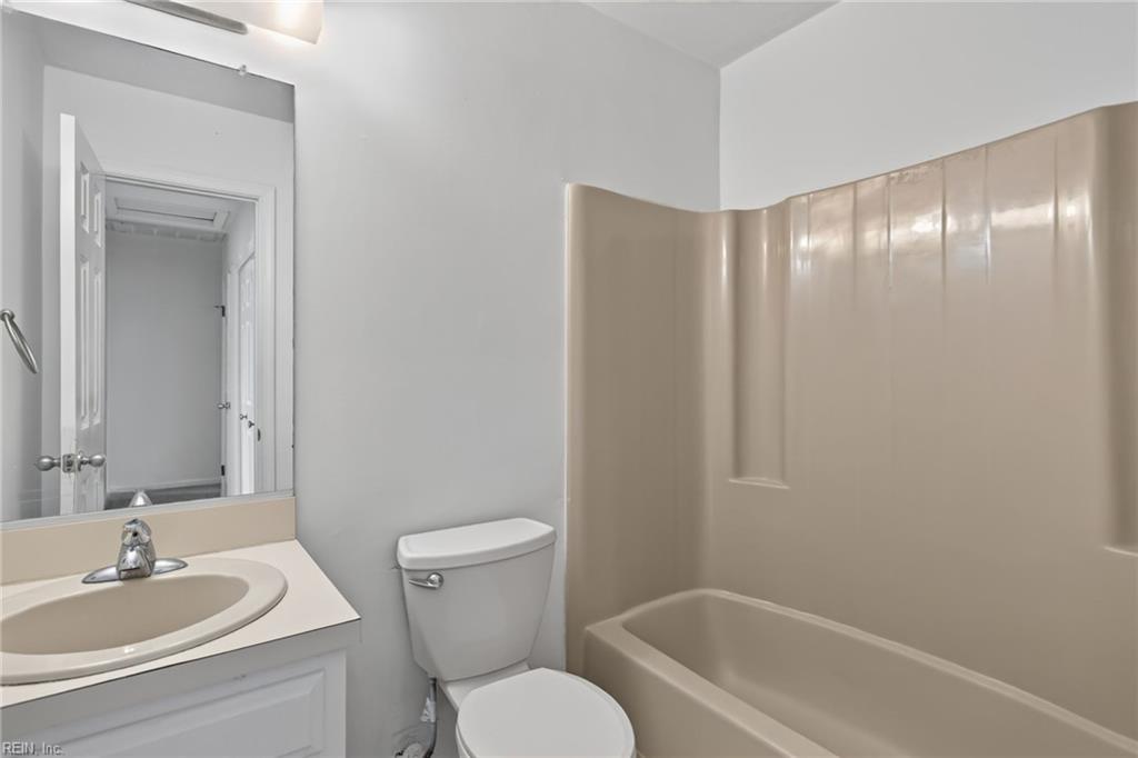 1245 Hillock Xing Property Photo 19