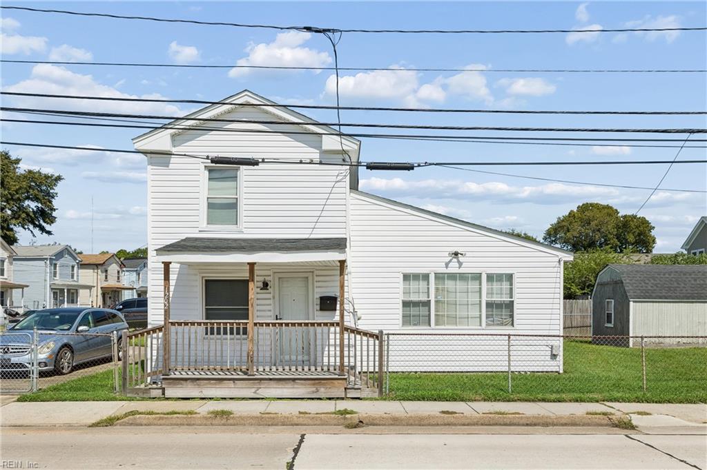 1202 Berkley Ave Property Photo 1