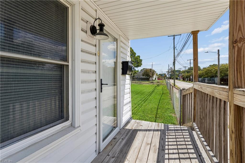 1202 Berkley Ave Property Photo 5