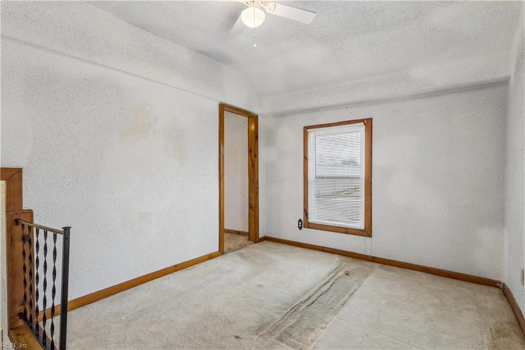 1202 Berkley Ave Property Photo 14