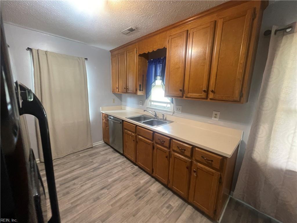 730 Michelle Dr Property Photo 9