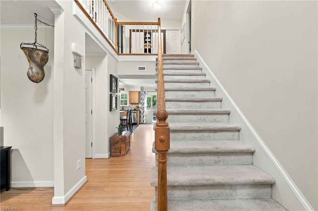 4 Walters Ln Property Photo 6