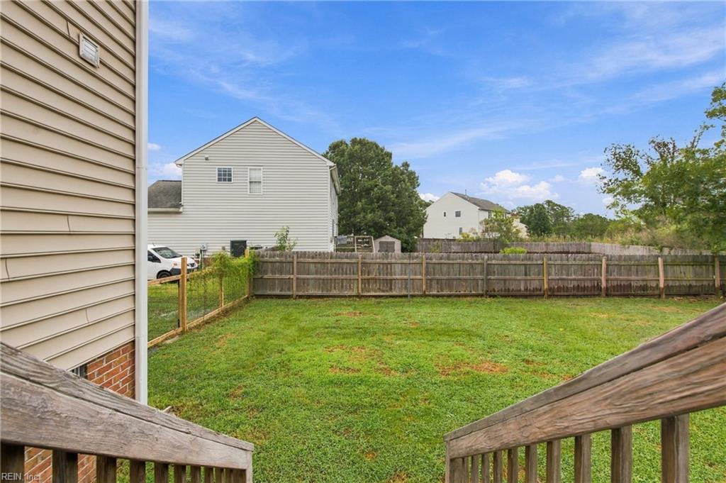 4 Walters Ln Property Photo 44
