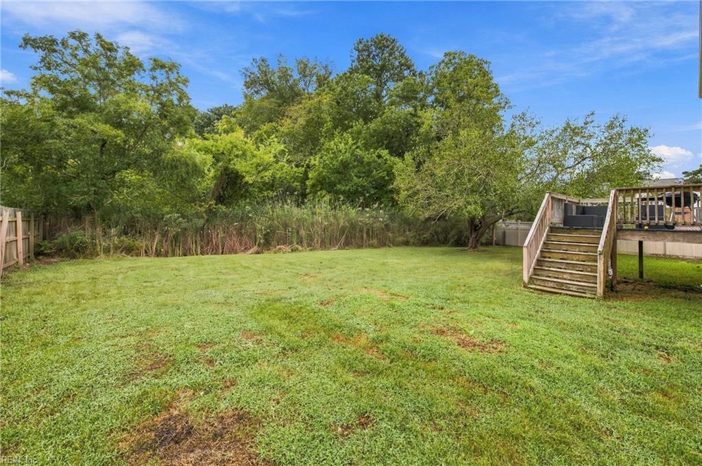 4 Walters Ln Property Photo 46