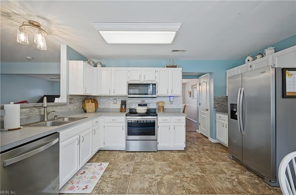 142 Green View Rd Property Photo 14