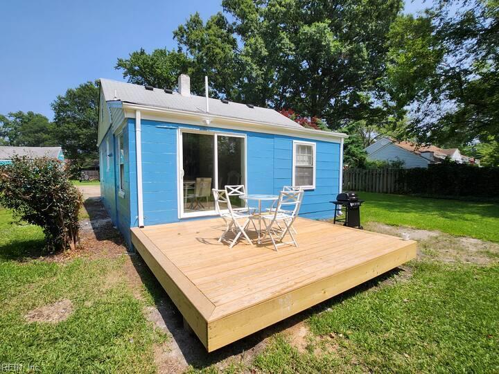 646 Dune St Property Photo 3