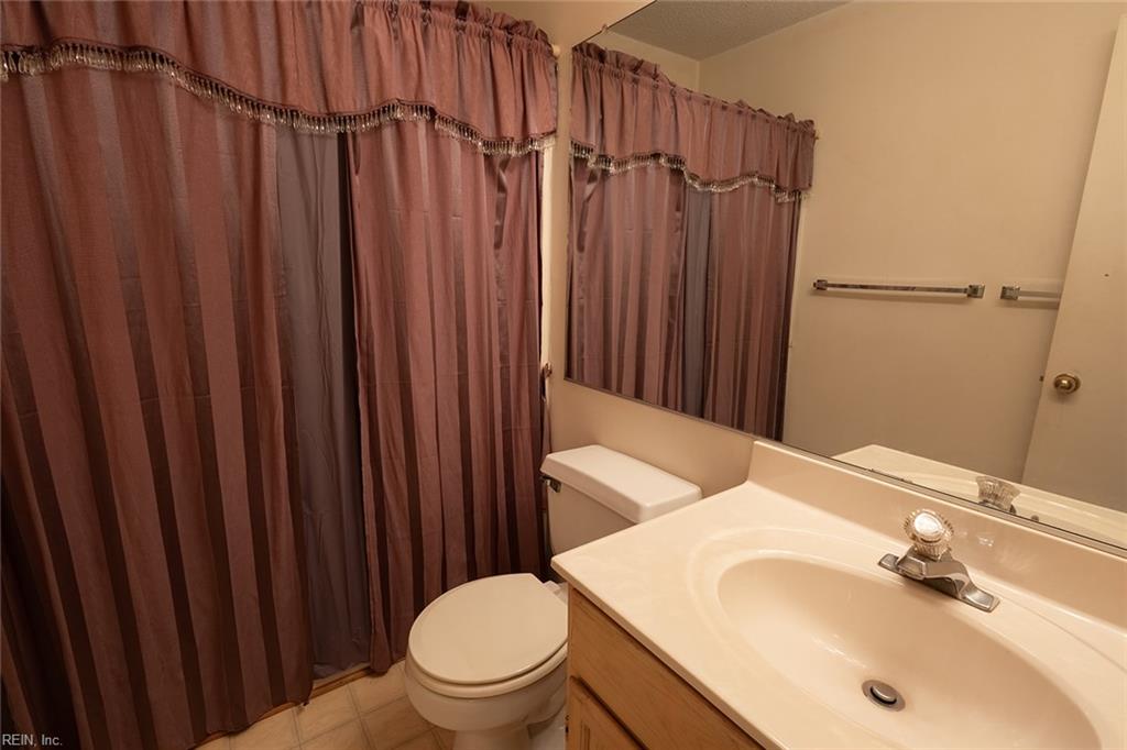 12825 Daybreak Cir Property Photo 10
