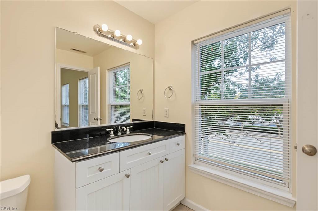 4128 Killam Ave Property Photo 14