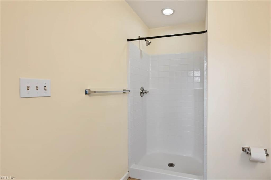 4128 Killam Ave Property Photo 15