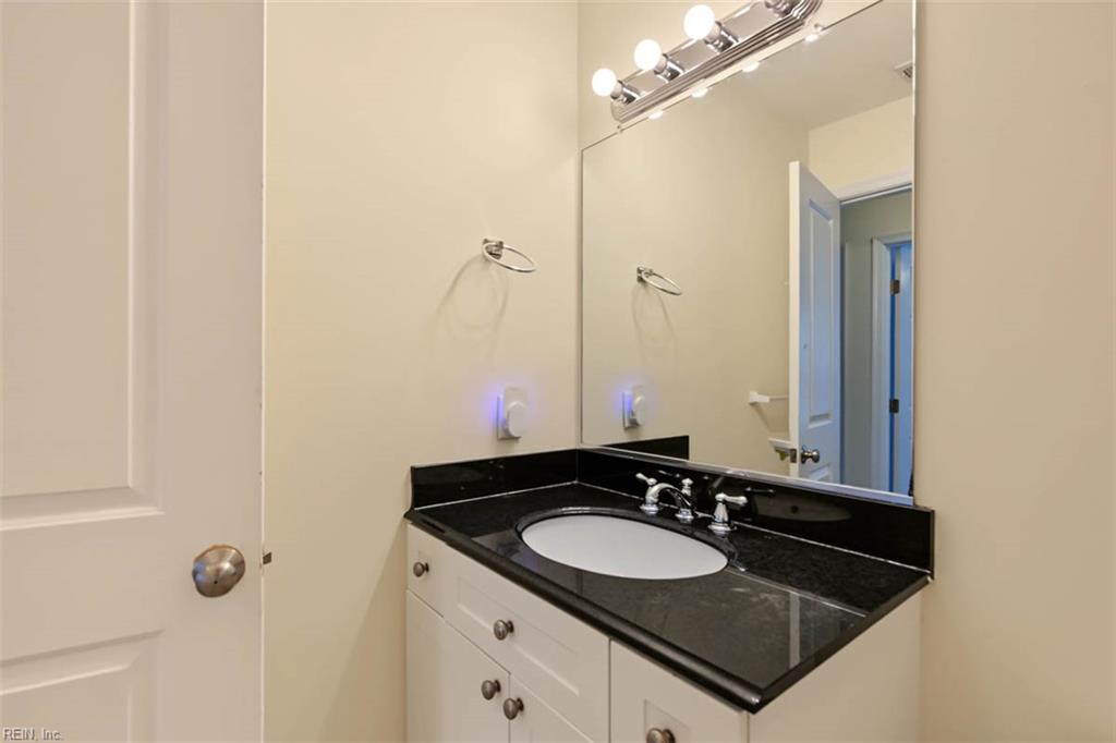 4128 Killam Ave Property Photo 17