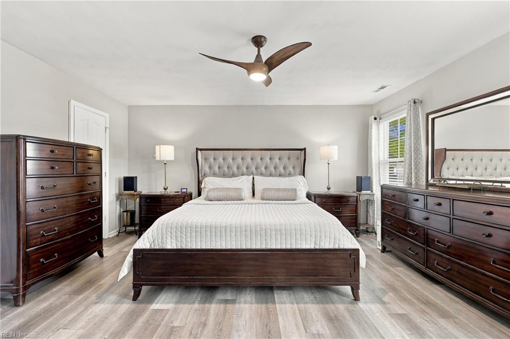 300 Sheryl Lyn Ct Property Photo 25