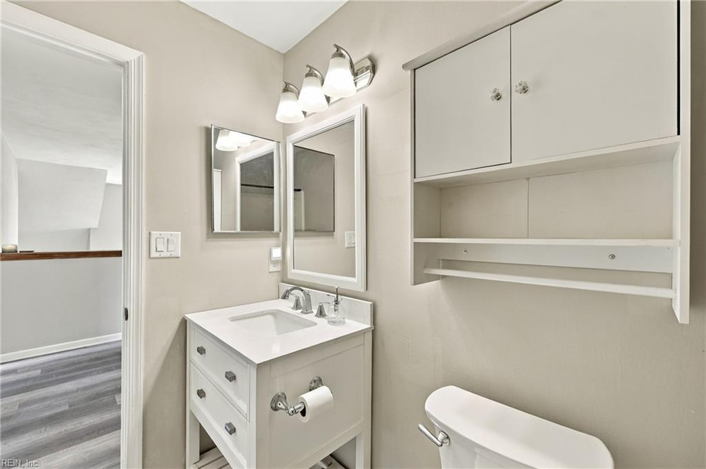 300 Sheryl Lyn Ct Property Photo 41