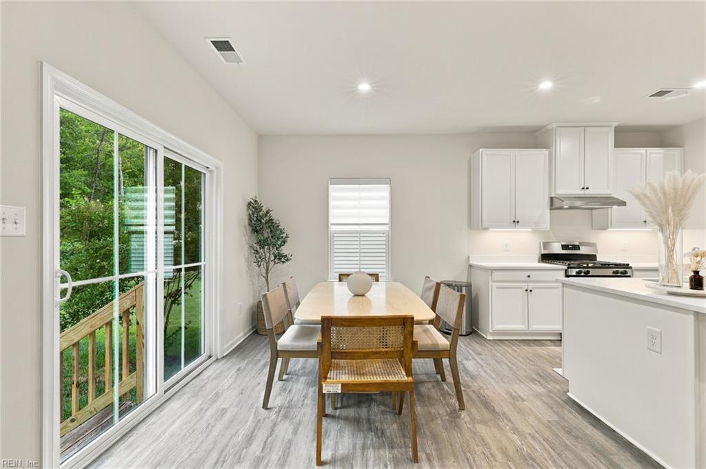 409 Boltons Mill Pw Property Photo 17