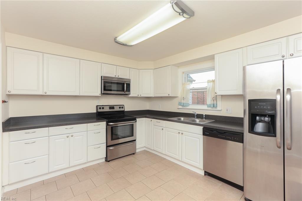 7812 Restmere Rd Property Photo 17